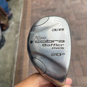 Baffler 3 hybrid wood in right handed 
Graphite shaft 65 silver
